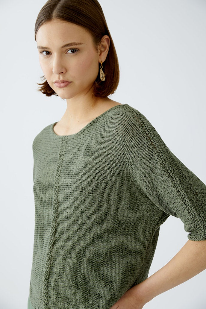 PULLOVER