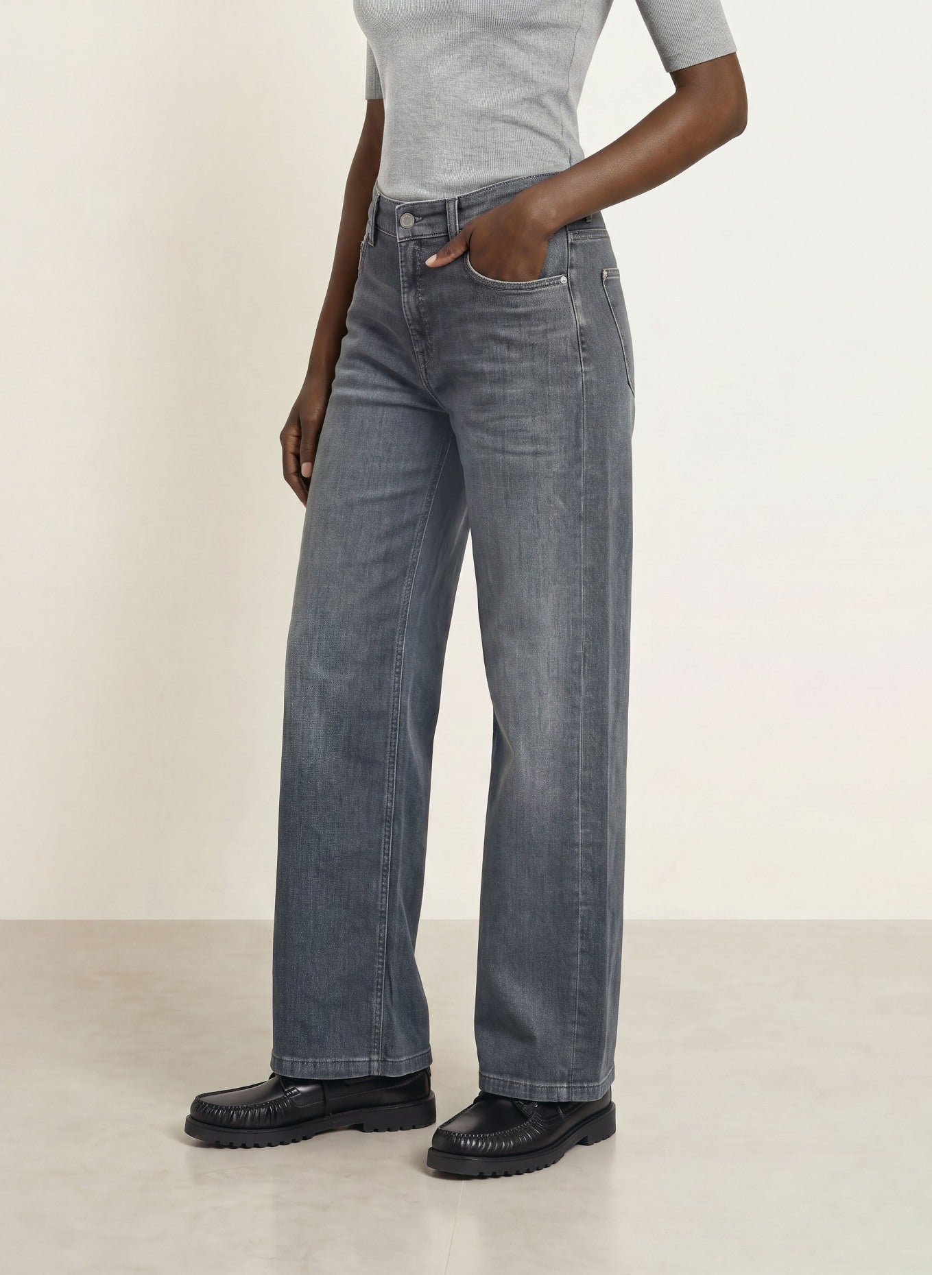 Cambio Oria wide-leg grey washed jeans with front crease and five-pocket styling