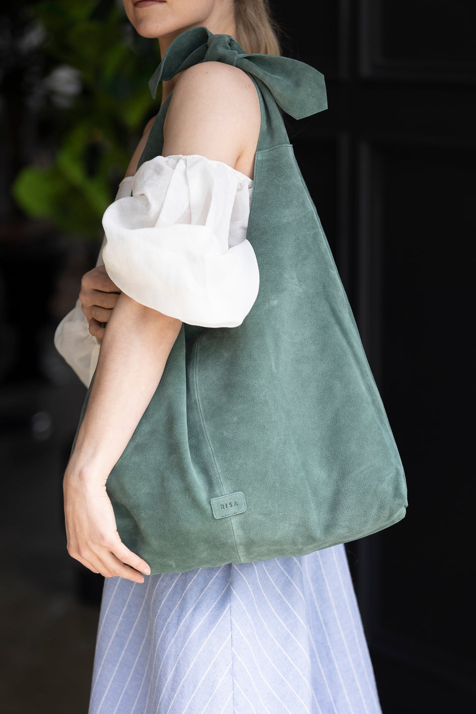 KNOT SUEDE TOTE