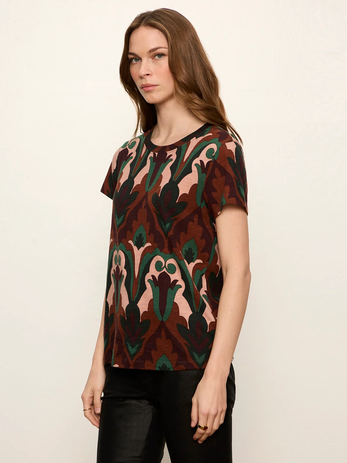 THE PERFECT TEE DECO NITE