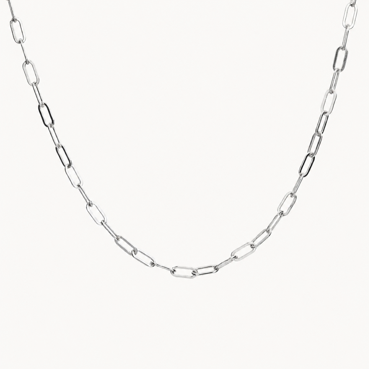CHLOE SILVER NECKLACE