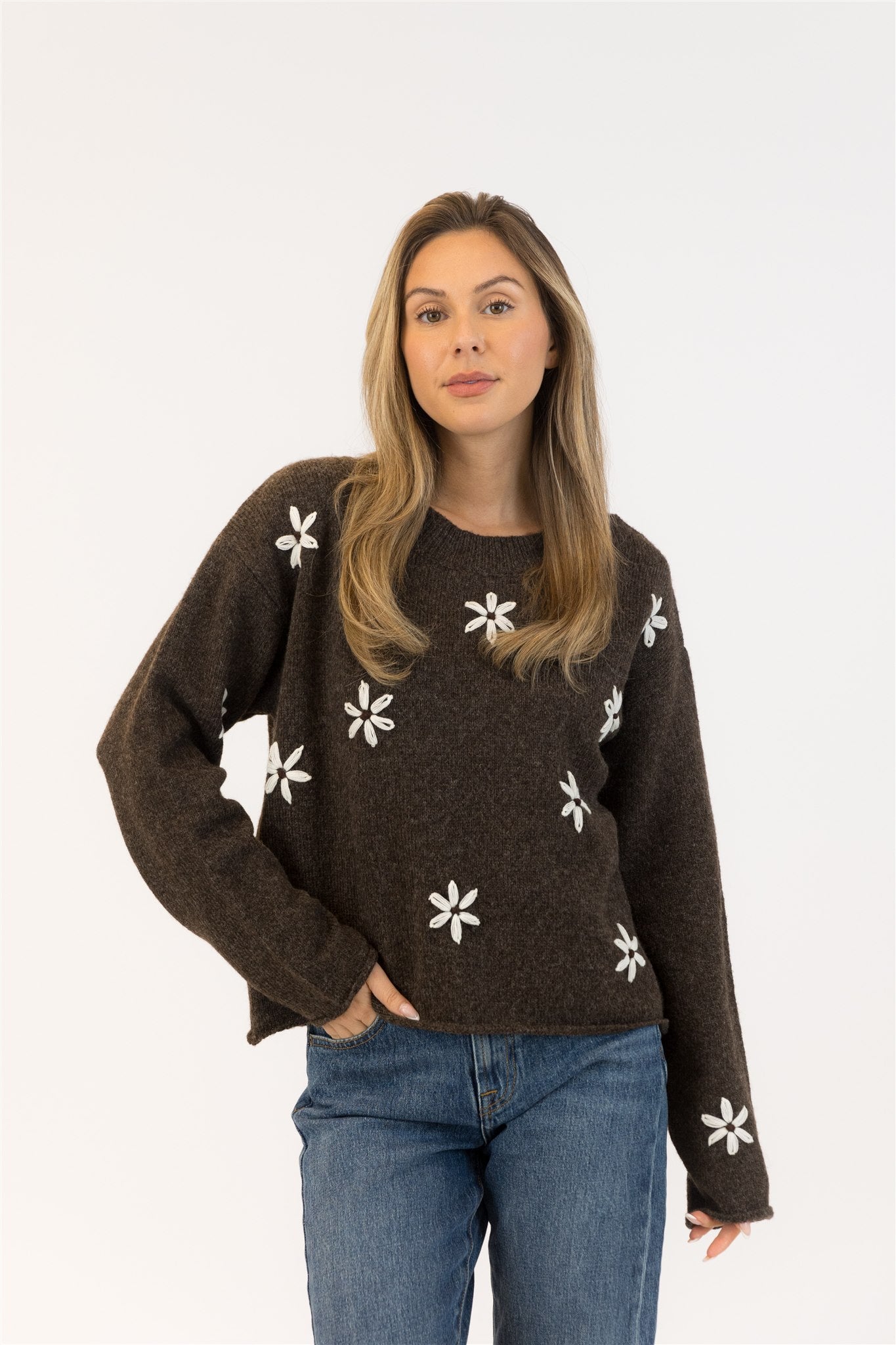 AIDEN DAISY CREWNECK PULLOVER