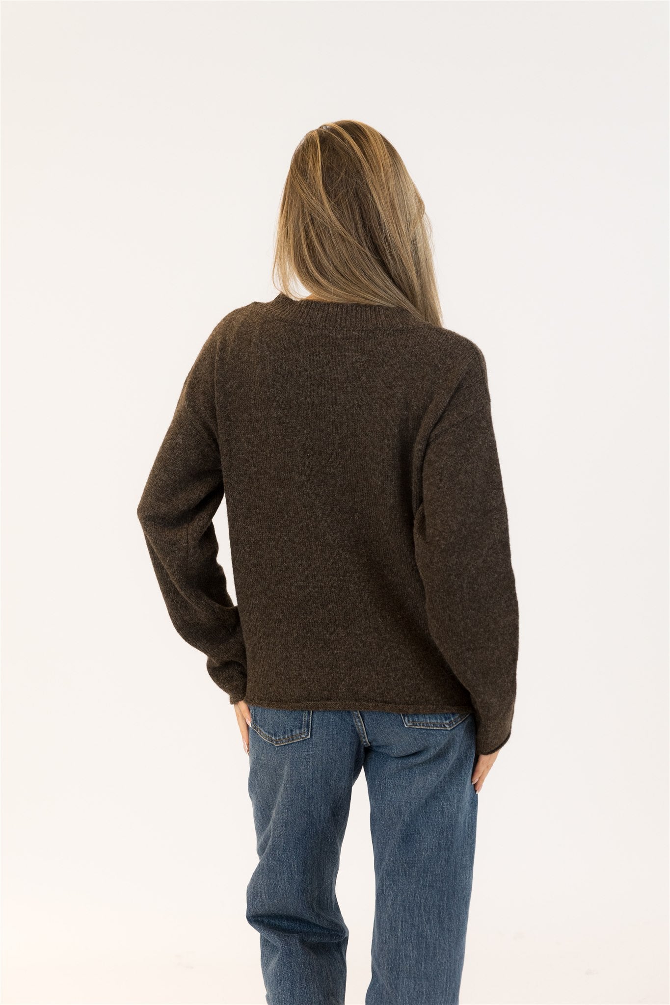 AIDEN DAISY CREWNECK PULLOVER