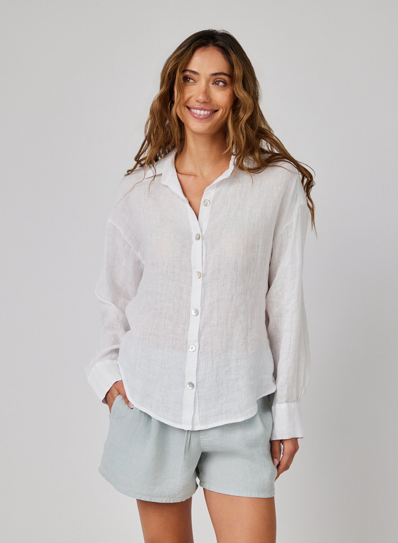 BOYFRIEND BUTTON DOWN TOP