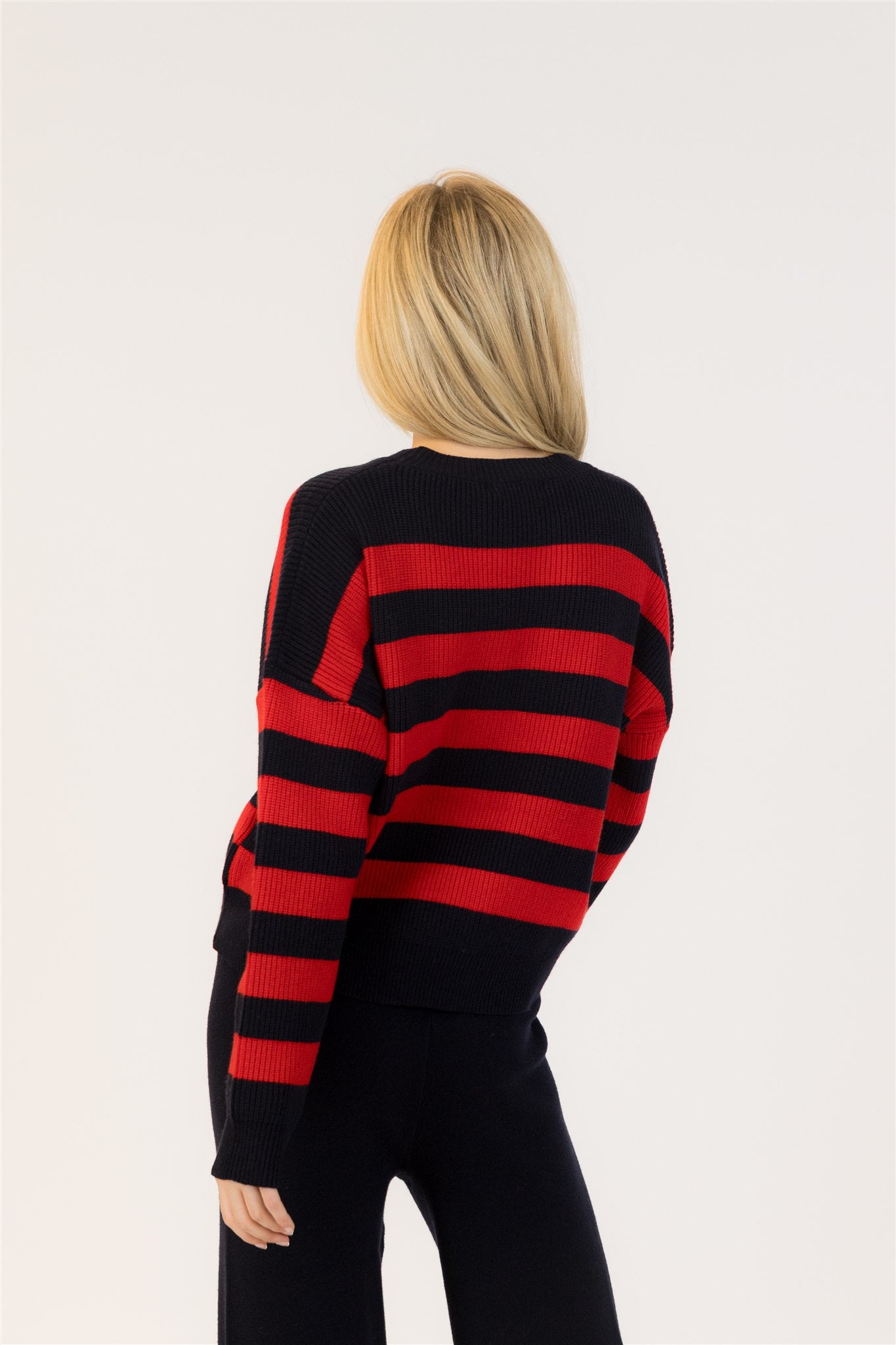 BOBBY CREWNECK PULLOVER
