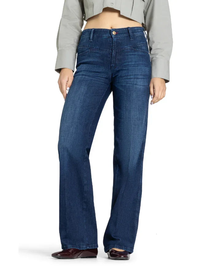 Cambio Aimee wide-leg jeans in lefthand stoned used dark blue denim wash on model