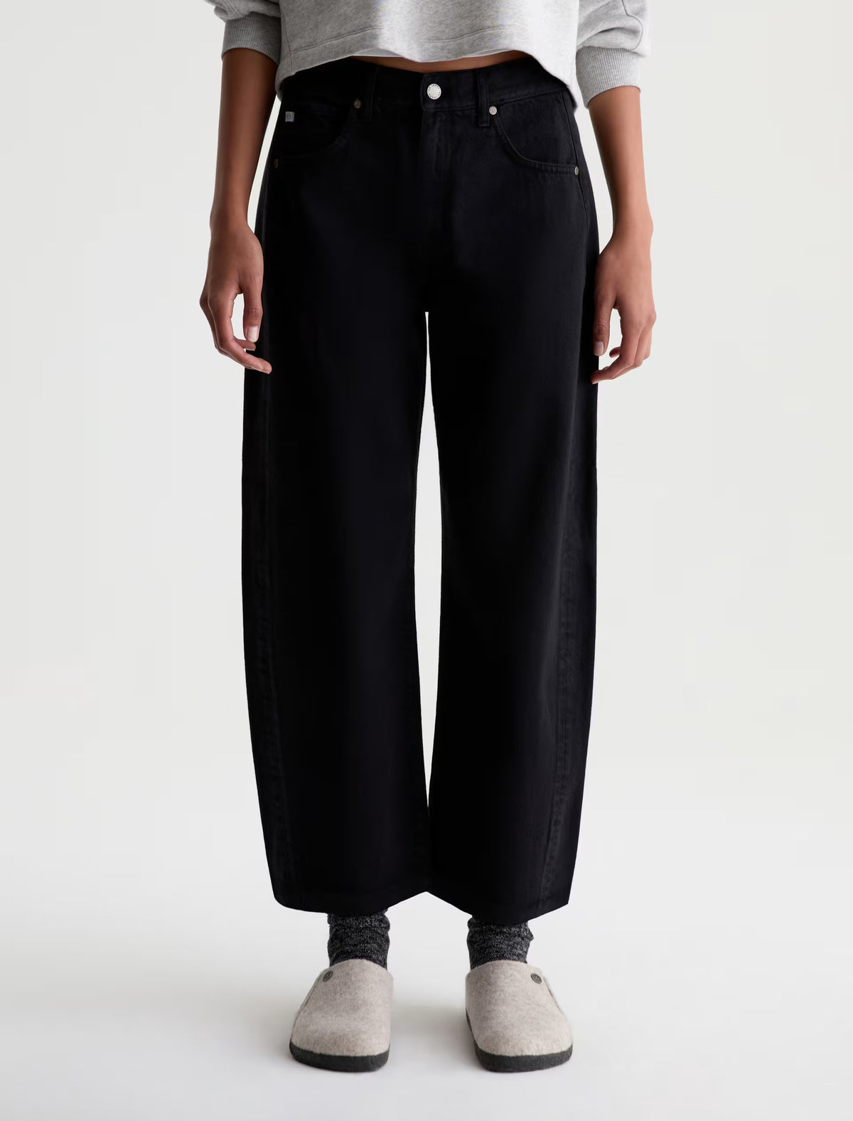 AG Hattie wide-leg black denim jeans with high rise and cropped length