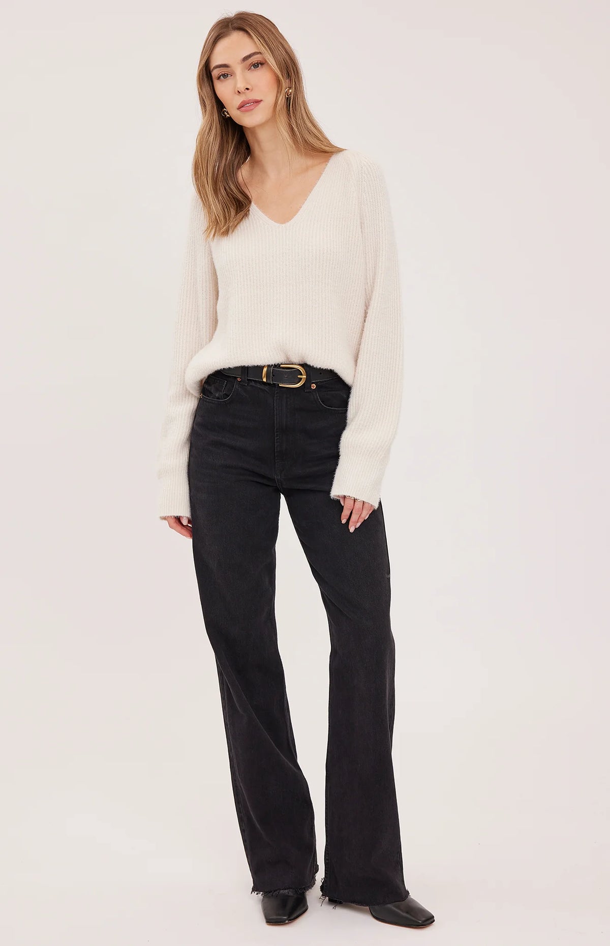 Gentle Fawn Filomena cream ribbed V-neck knit sweater with wide sleeves
