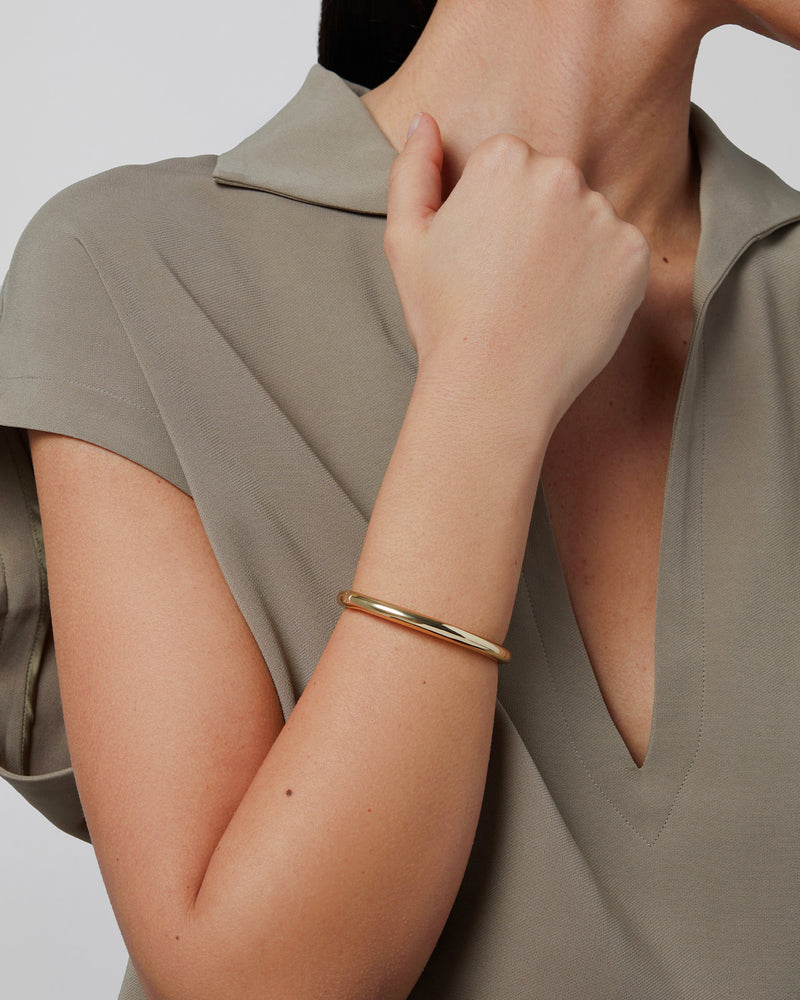 GIA BANGLE - GOLD