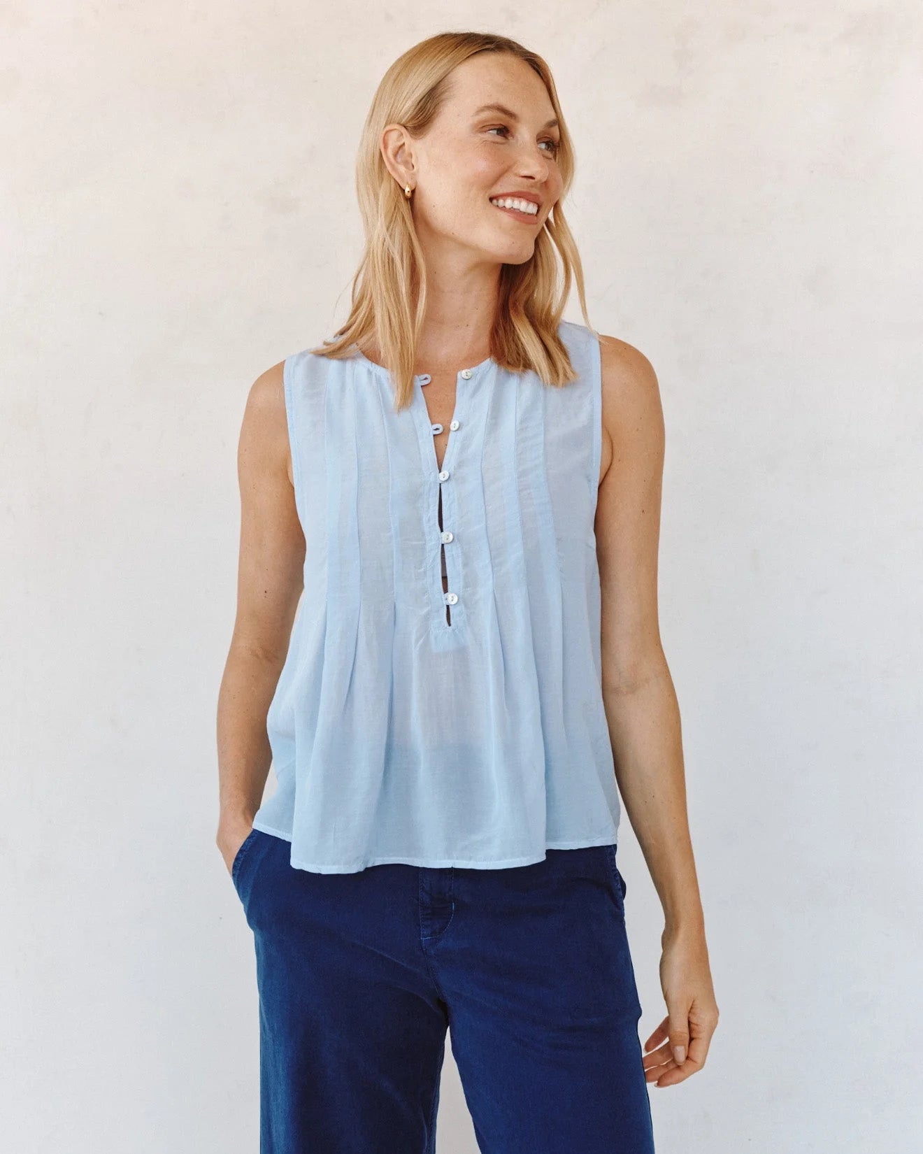 SLEEVELESS PINTUCK PULLOVER