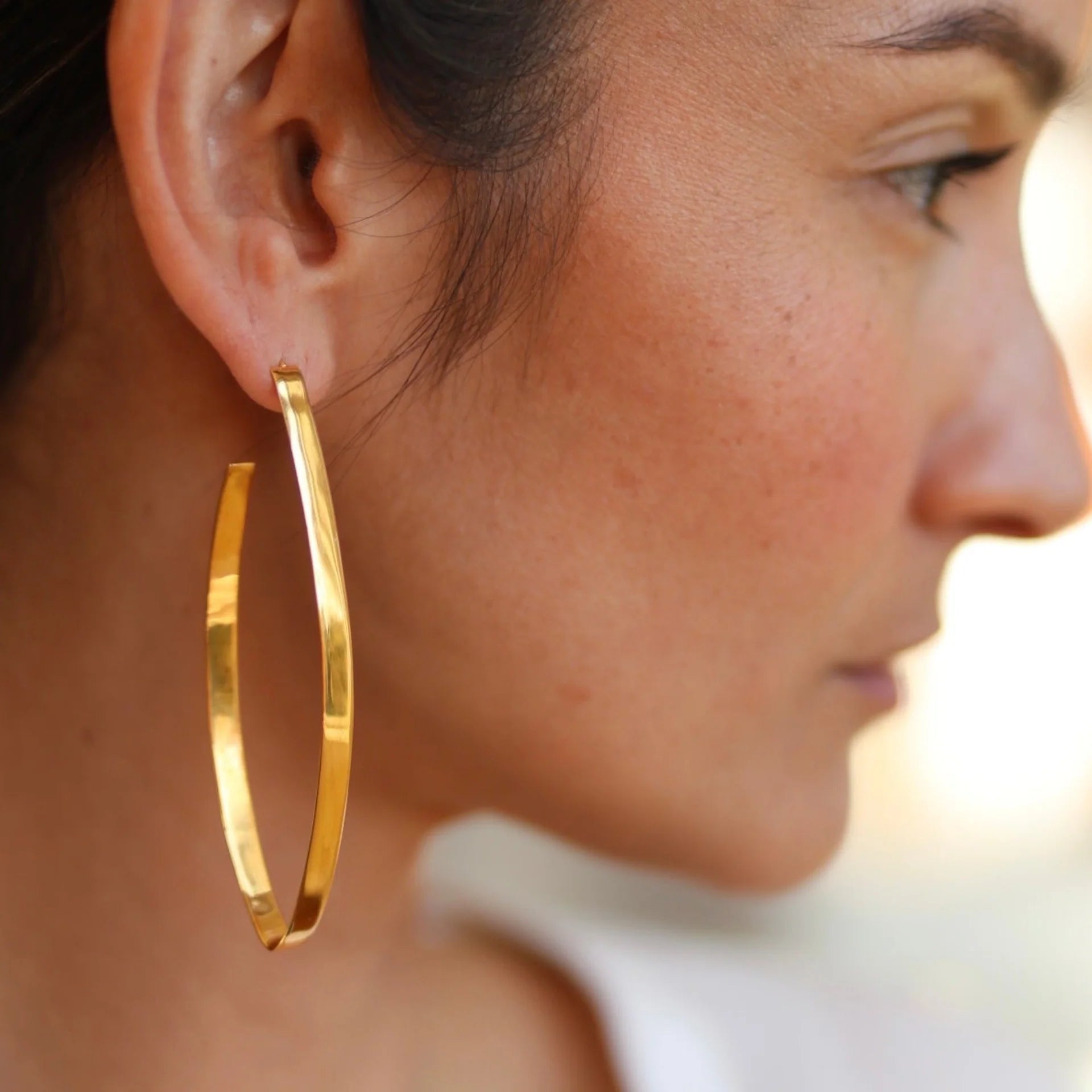 SKINNY GOLD HOOPS