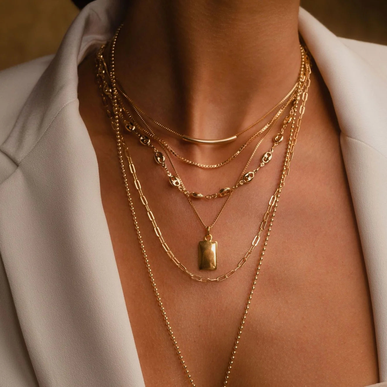 CHLOE GOLD NECKLACE