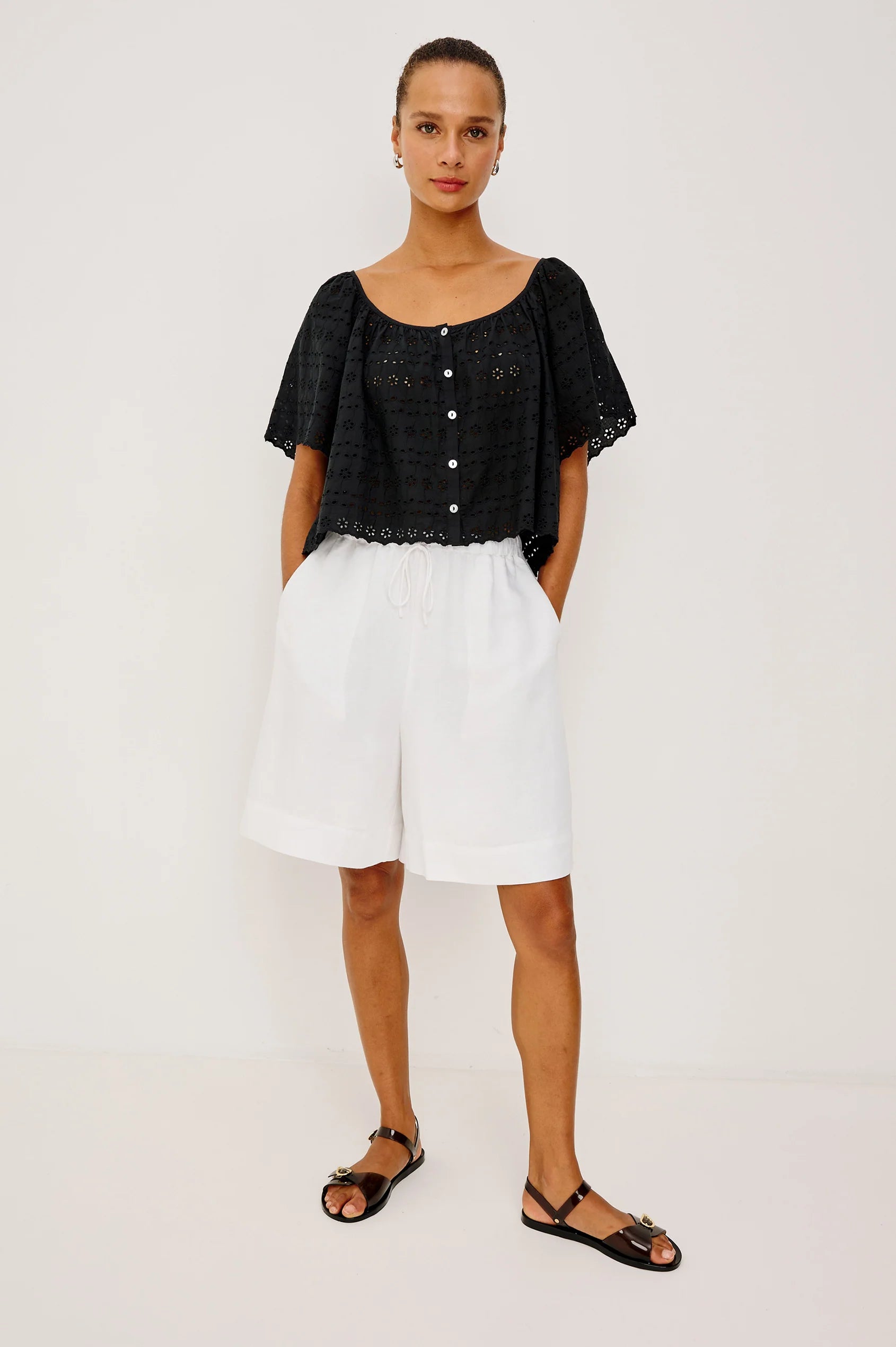 MILLER TOP BLACK EYELET