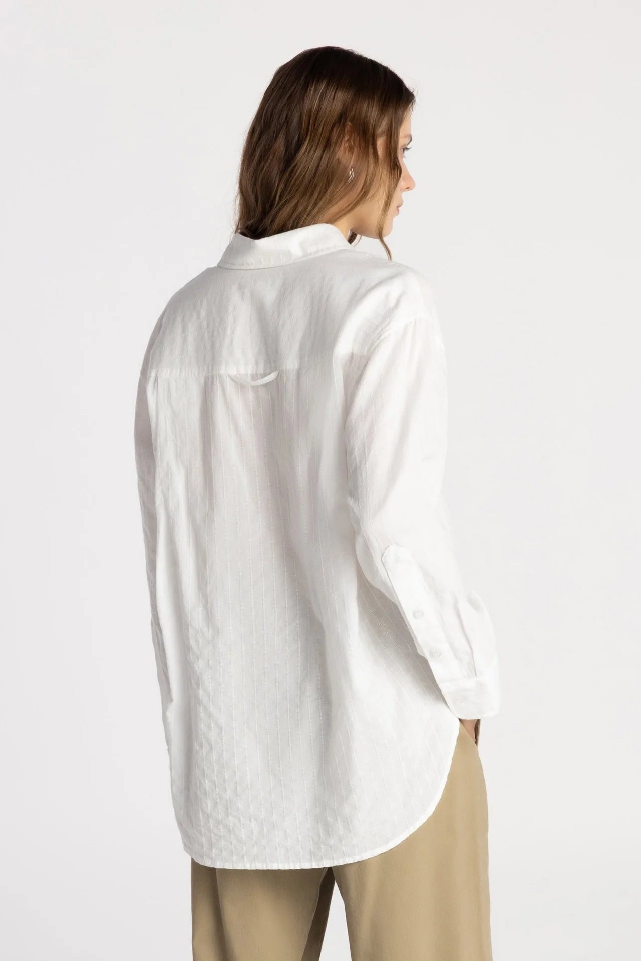 THE AM TO PM BOYFRIEND SHIRT DOVE