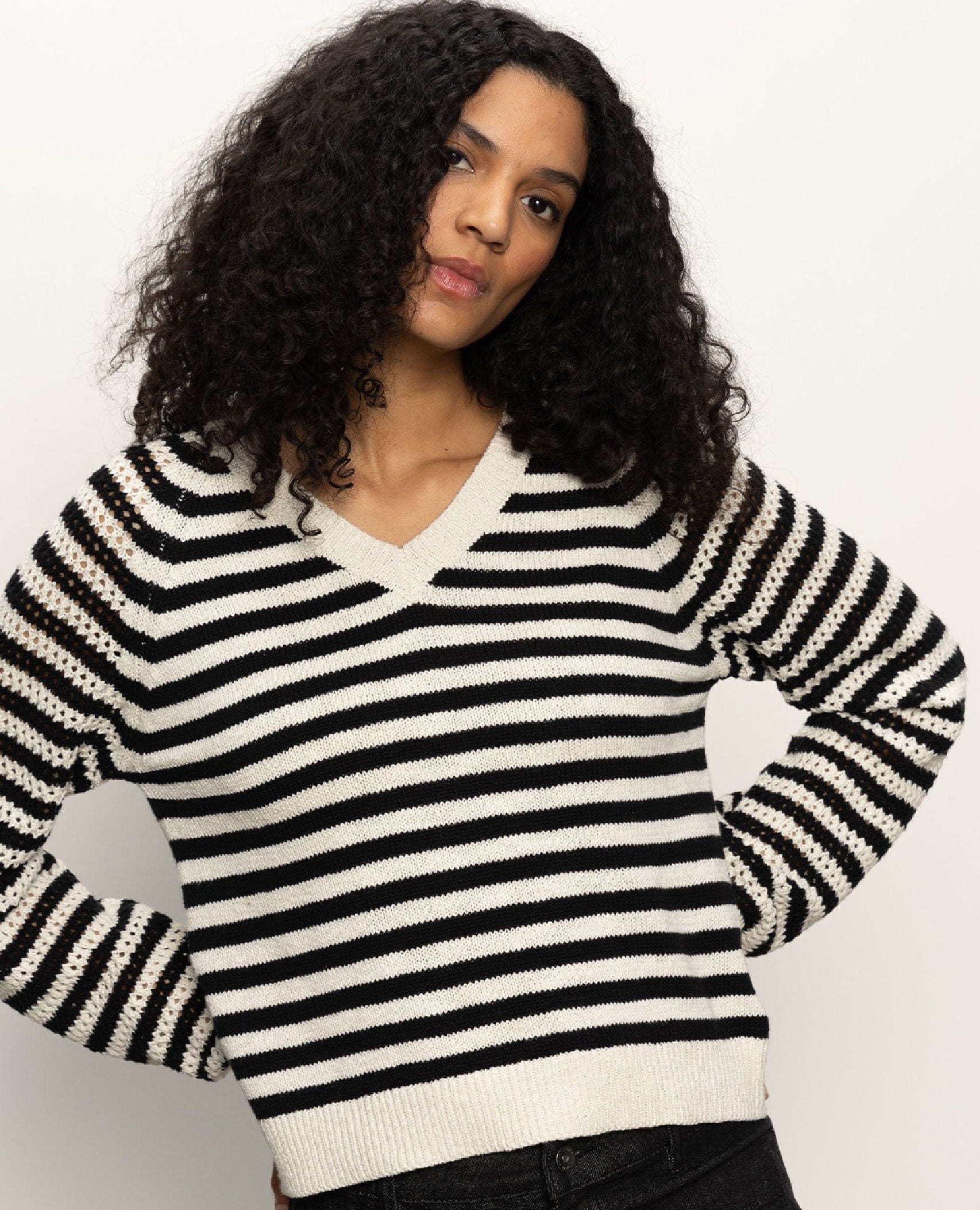 PERFECT TIME SWEATER