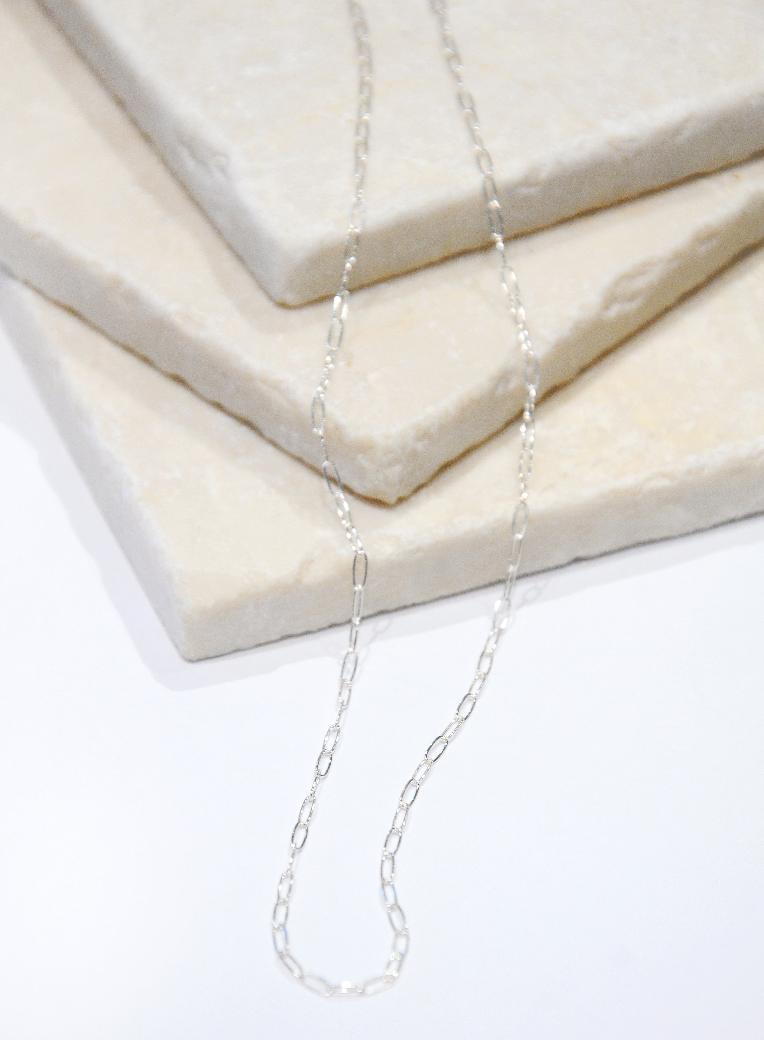 SLOAN NECKLACE - SILVER