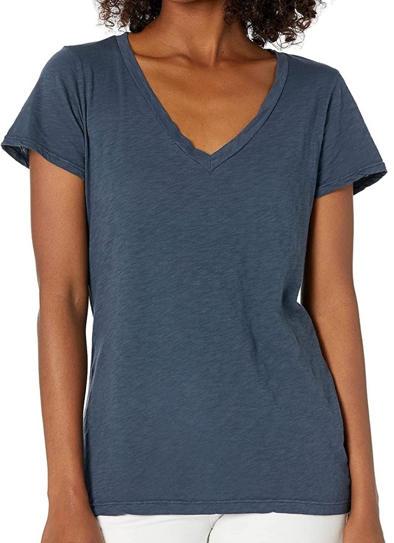 LILITH V NECK TEE