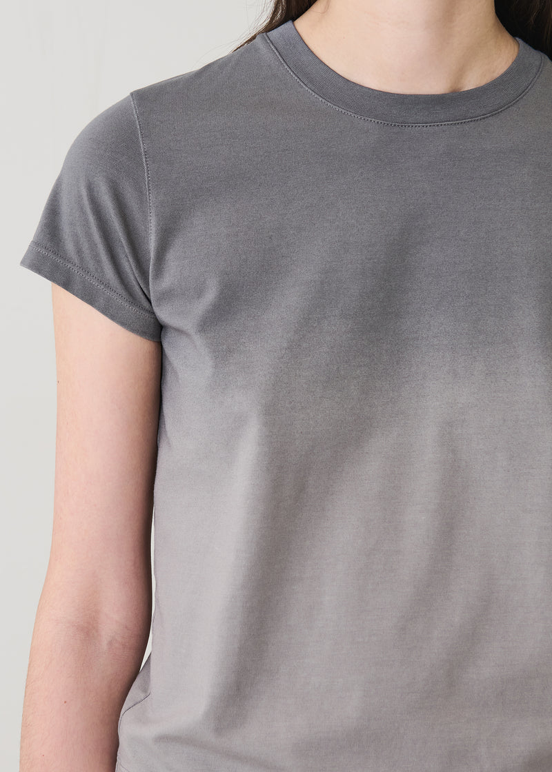 SS ICONIC FADE WASH CREW BABY TEE GREY