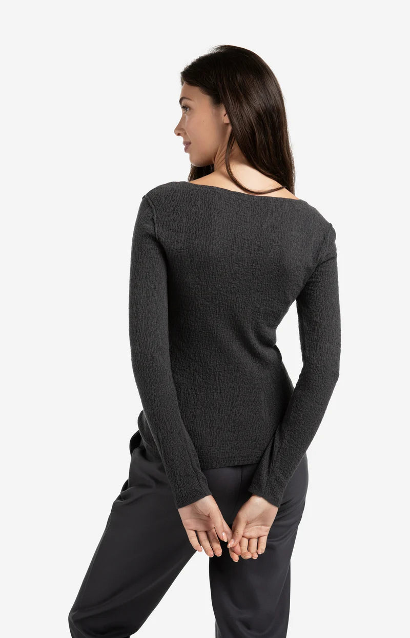 LIGHT STRUCTURED KNITTED TOP