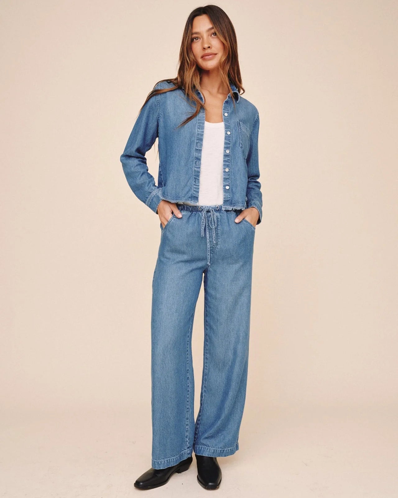 FRAY HEM CROPPED BUTTON DOWN