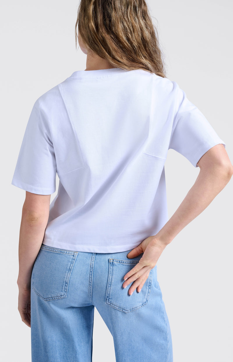 T-SHIRT W/ SEAM DETAIL