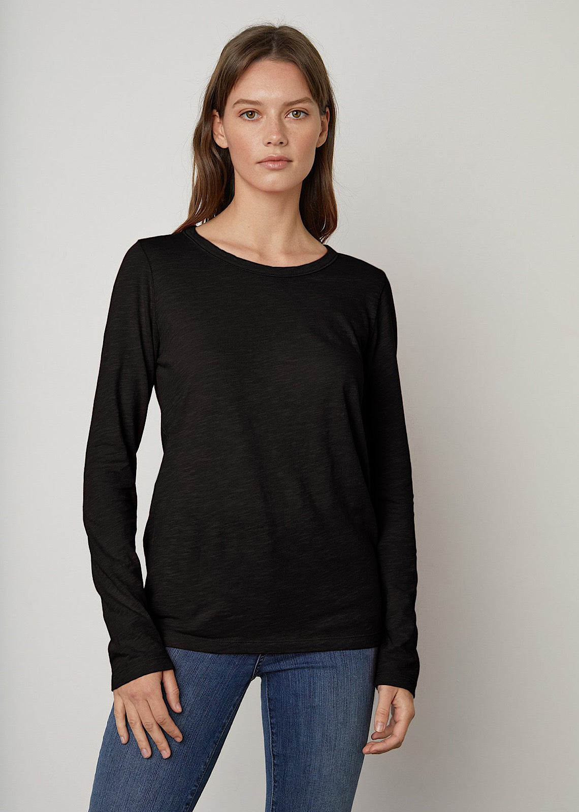 LIZZIE VELVET ORIGINALS CREW L/S TOP