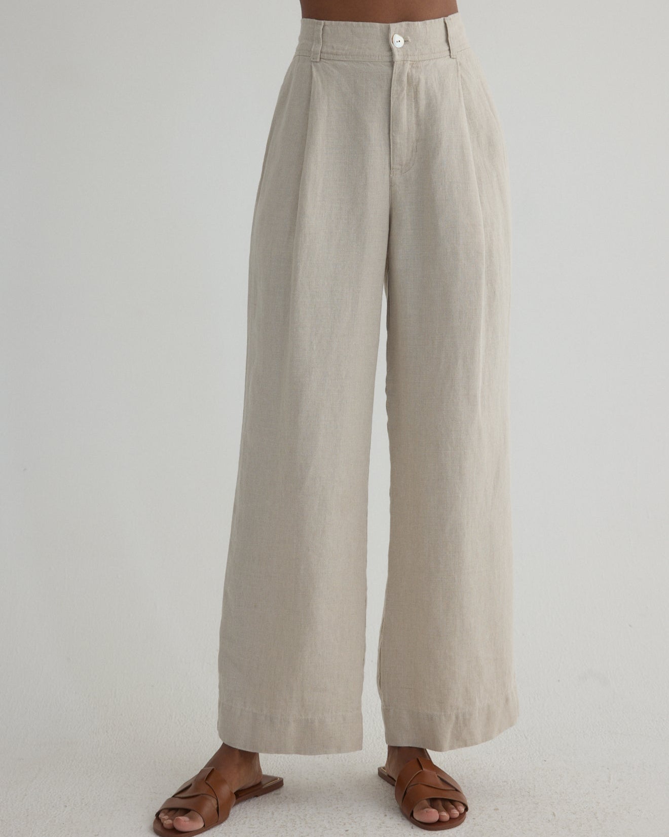 PLEATED WIDE LEG ANKLE PANT