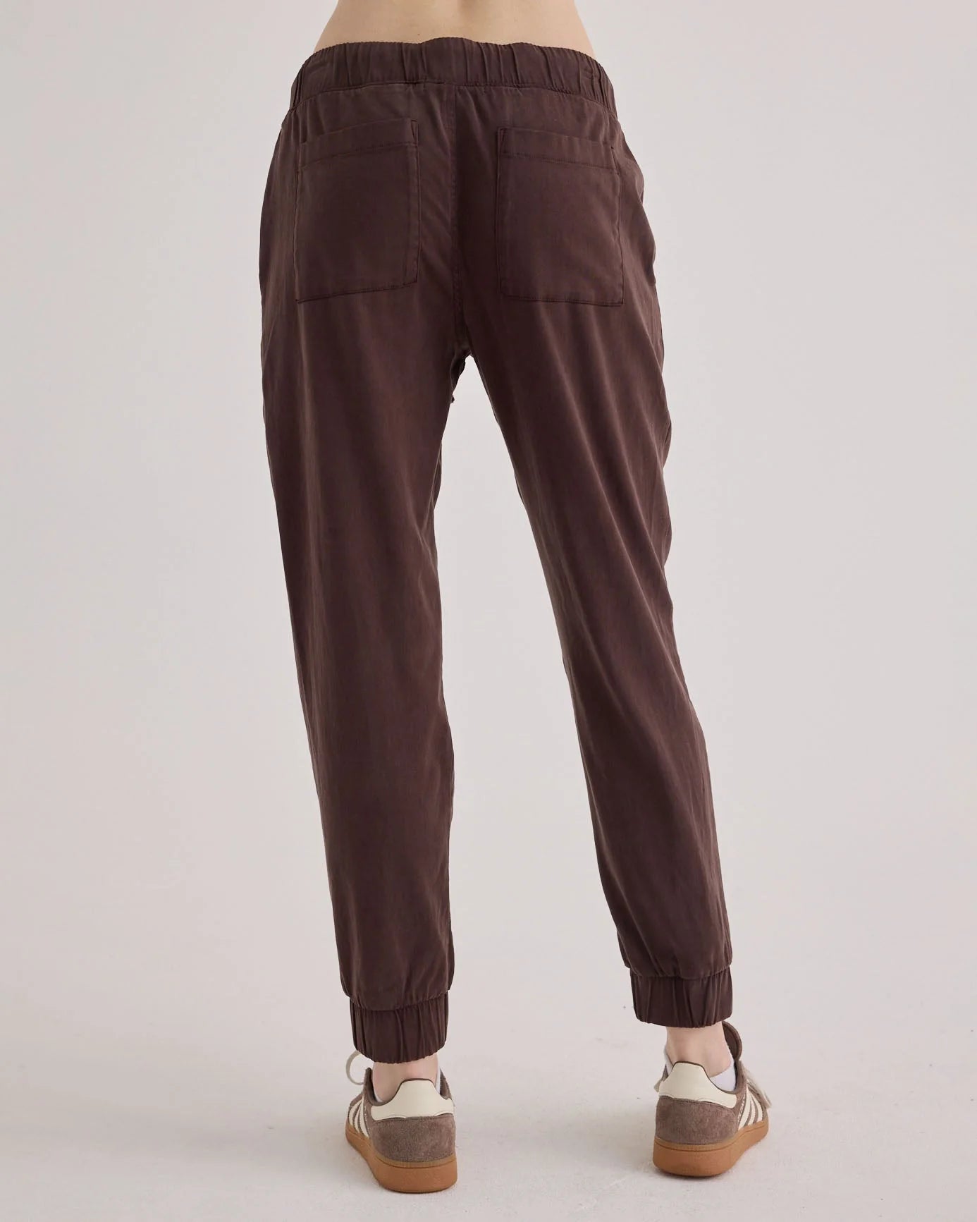 POCKET JOGGER CHESTNUT BROWN