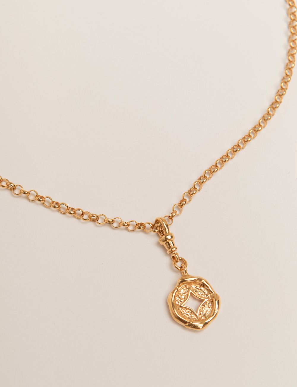 GILDED RESILIENCE NECKLACE - GOLD