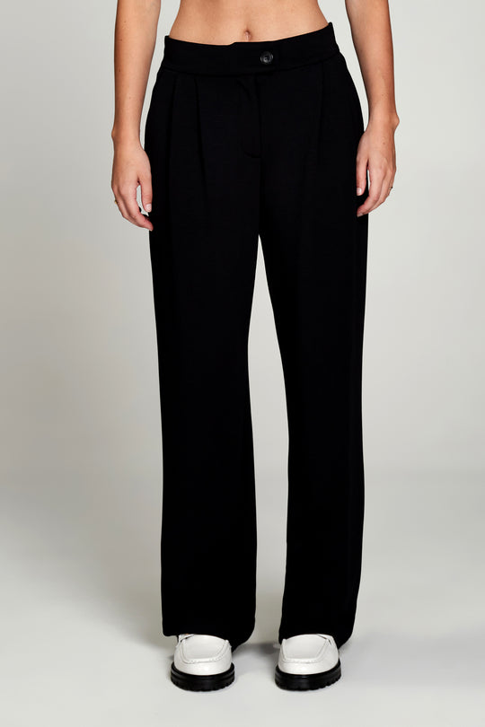 PURE PROPER PLEATED TROUSER