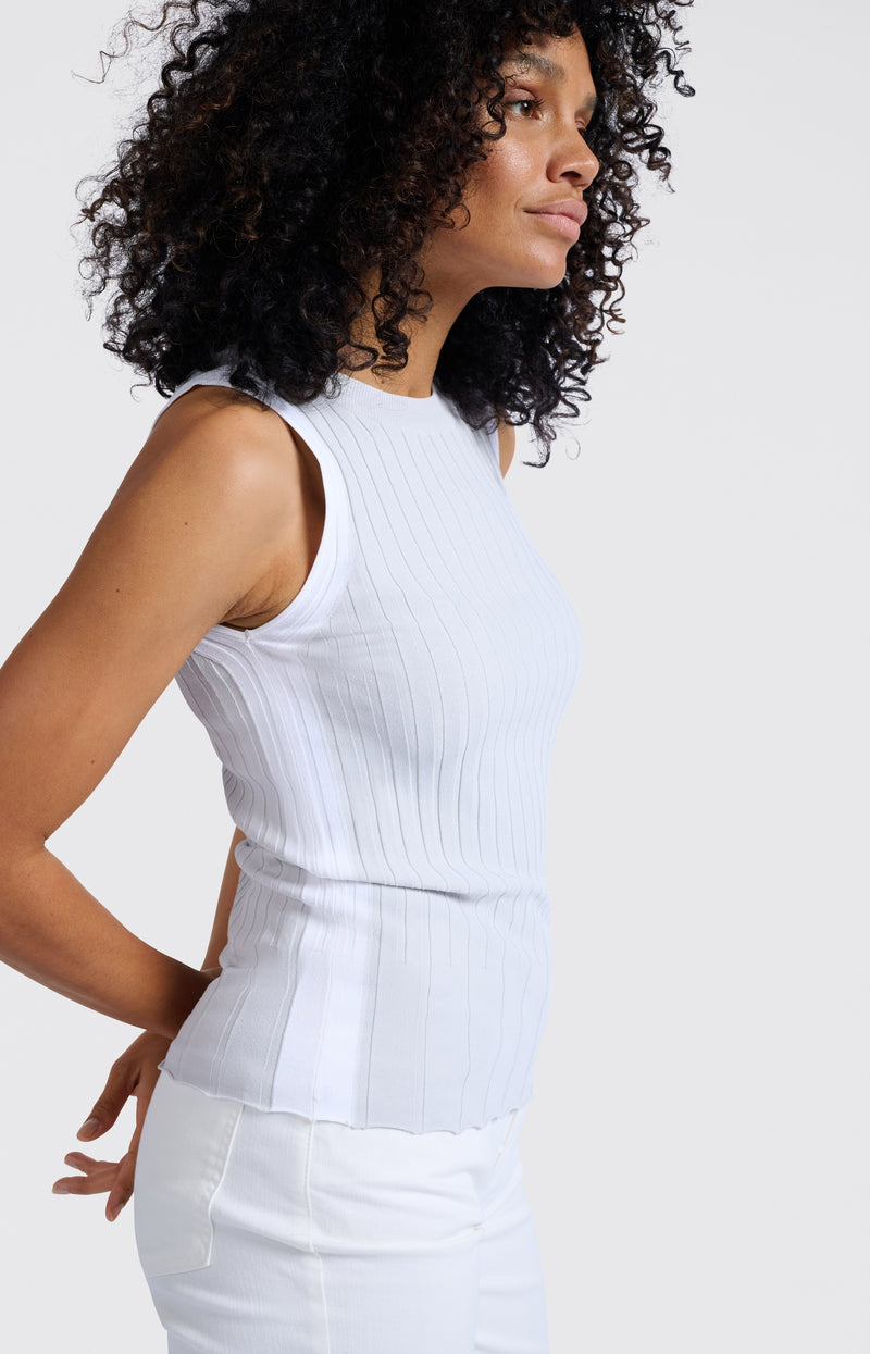RIB KNIT TANK W/ CONTRAST DETAIL
