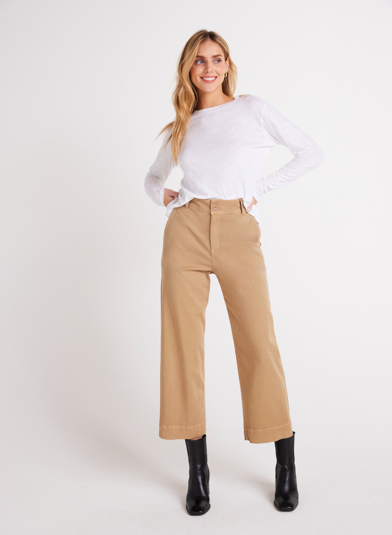 SAIGE WIDE LEG CROP