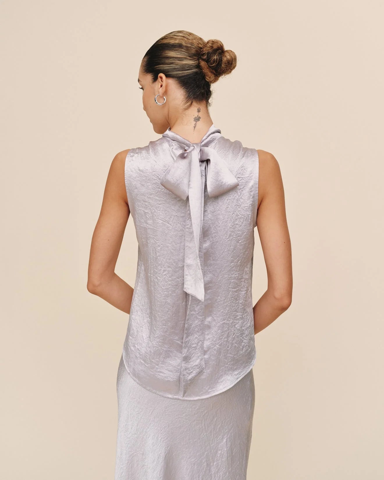 SS SCARF NECK BLOUSE