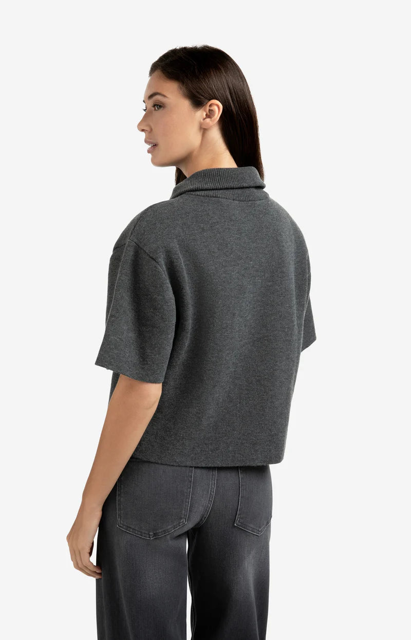 SHORT SLEEVE SWEATER WITH COLLAR