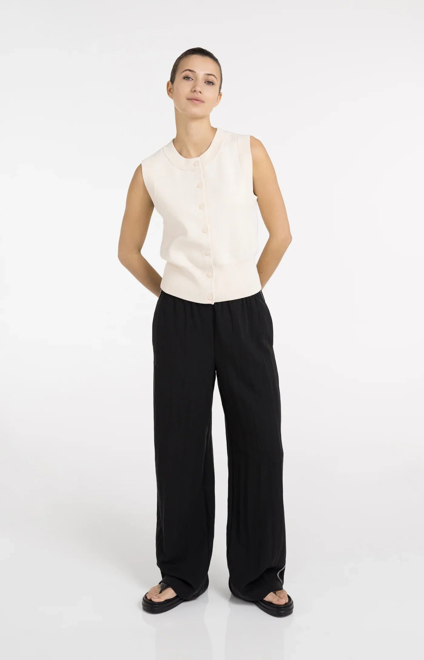 WOVEN WIDE LEG TROUSERS W FLATLOCK DETAIL