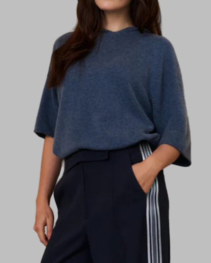 SHORT SLEEVE KNITTED HOODY