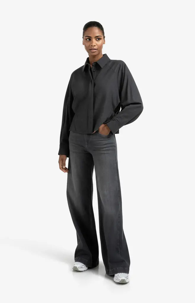 BATWING BLOUSE WITH BACK PLEAT