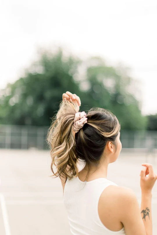PETITE SCRUNCHIE