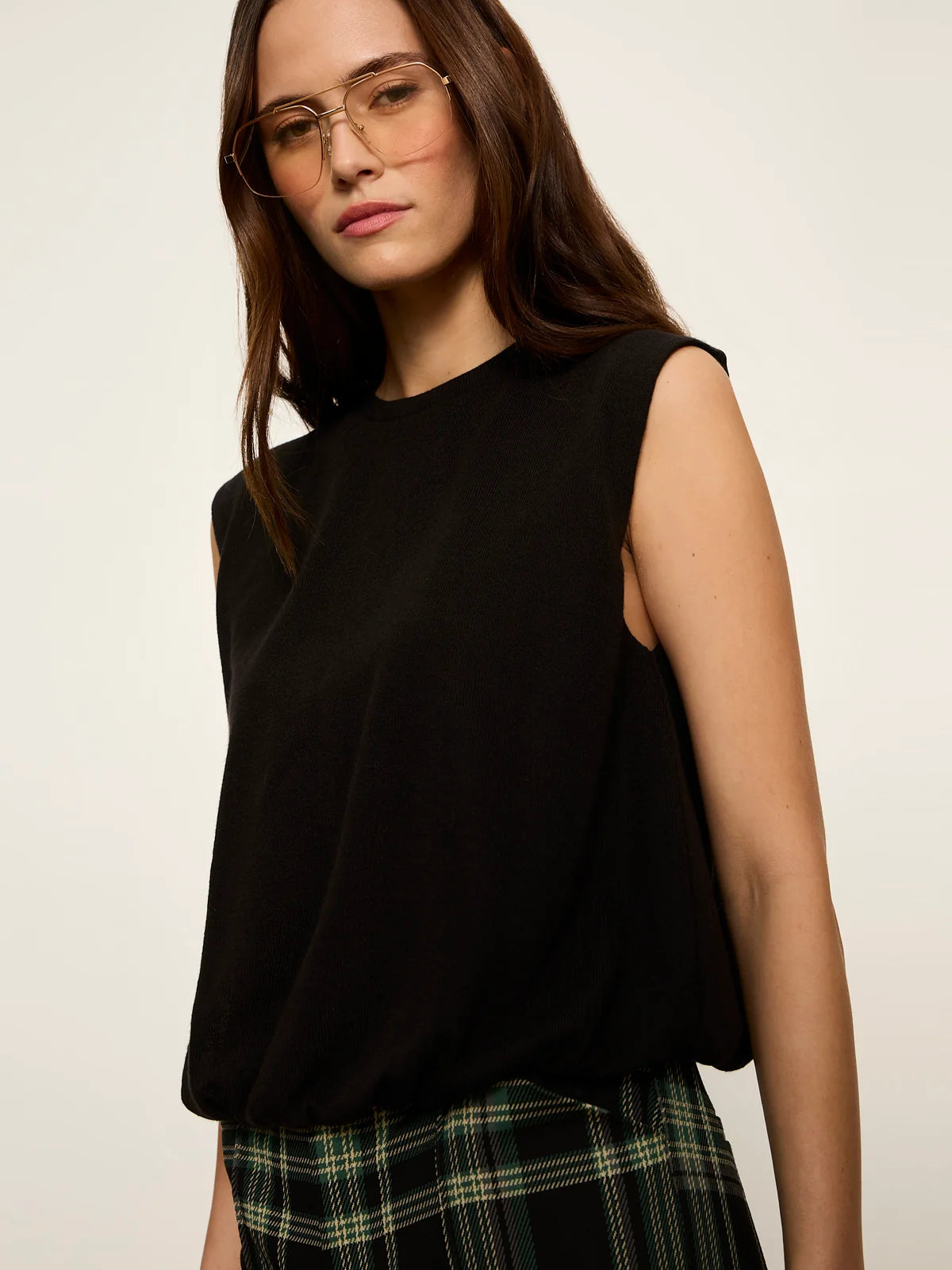 Sanctuary Quinn Bubble Shell black sleeveless top with crew neck on model