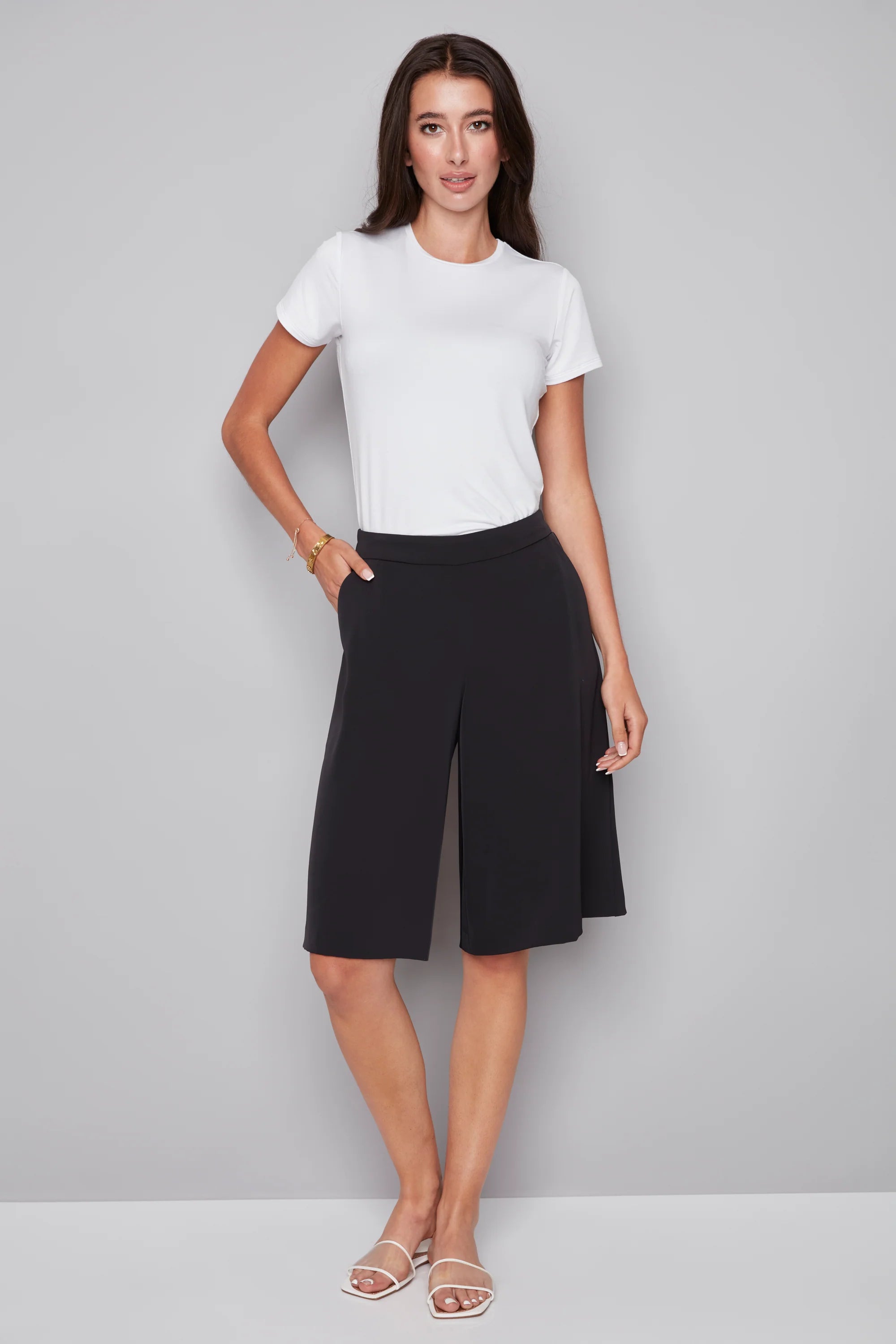 AVERY VEGAN SILK BERMUDA SHORT