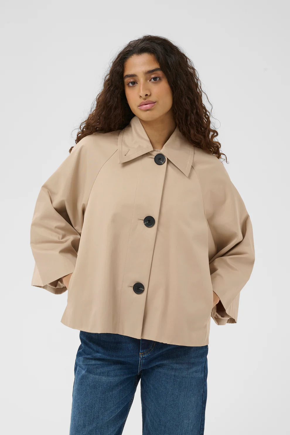 HINONA CAPE JACKET
