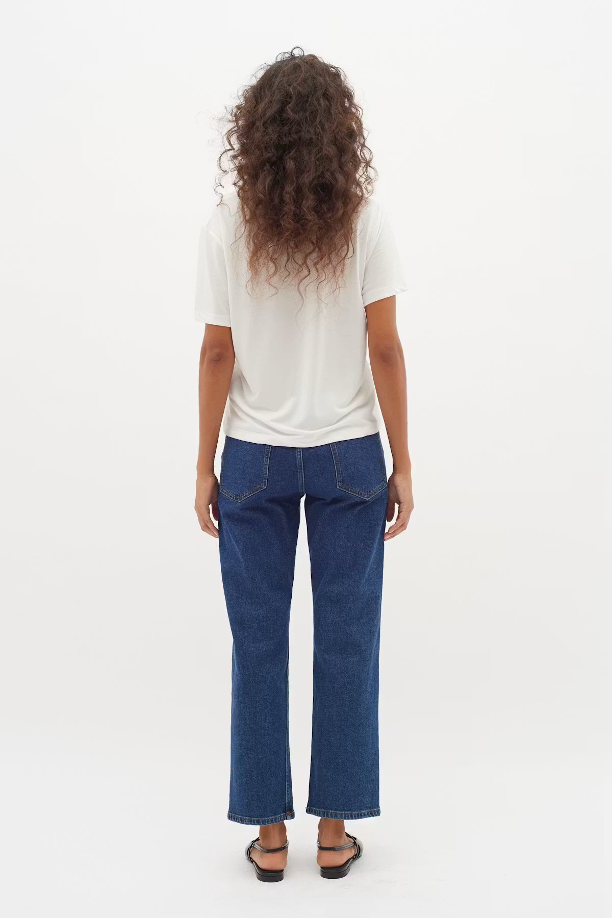 LILIANA  BASE V-NECK