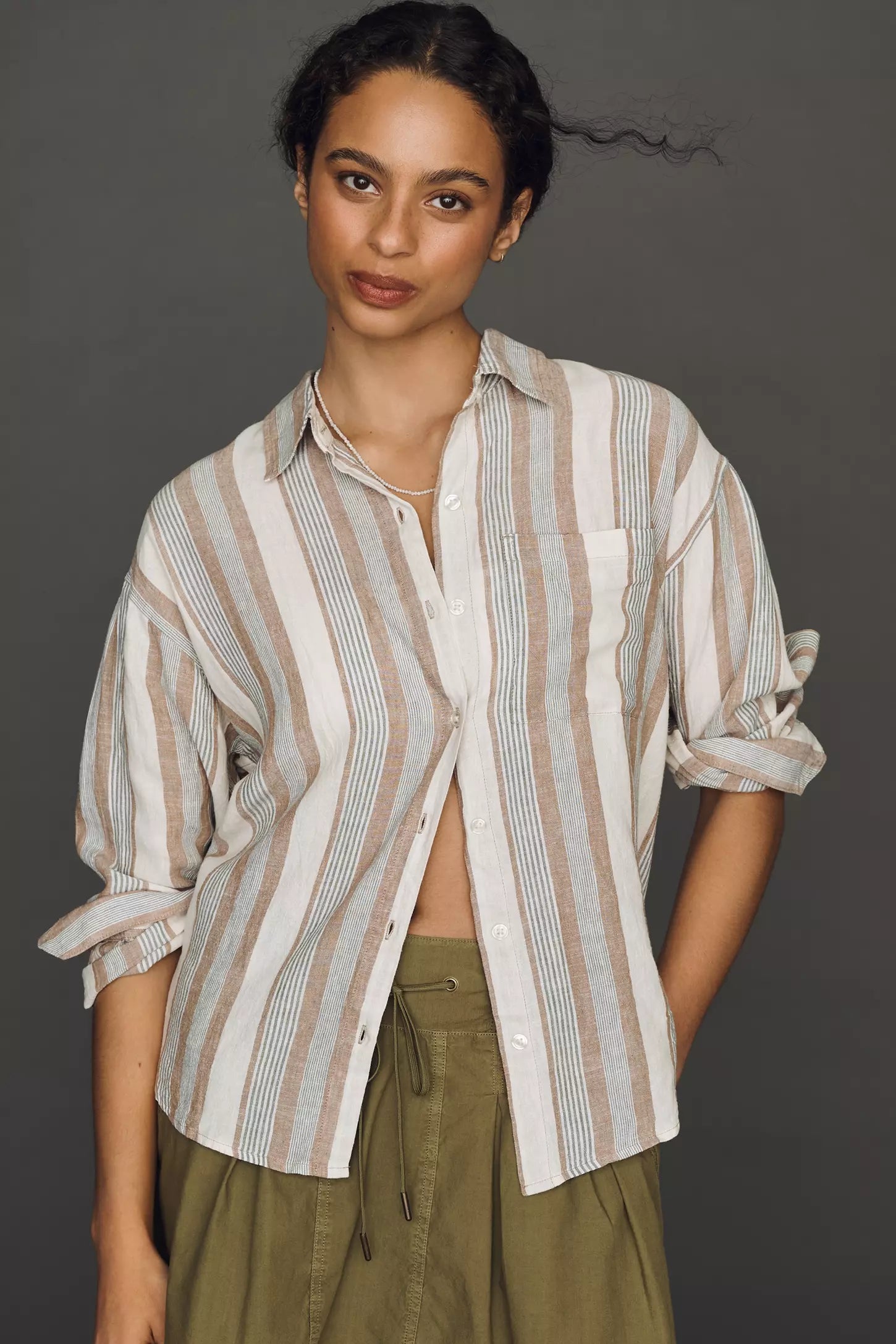 THE PERECT STRIPPED BUTTON