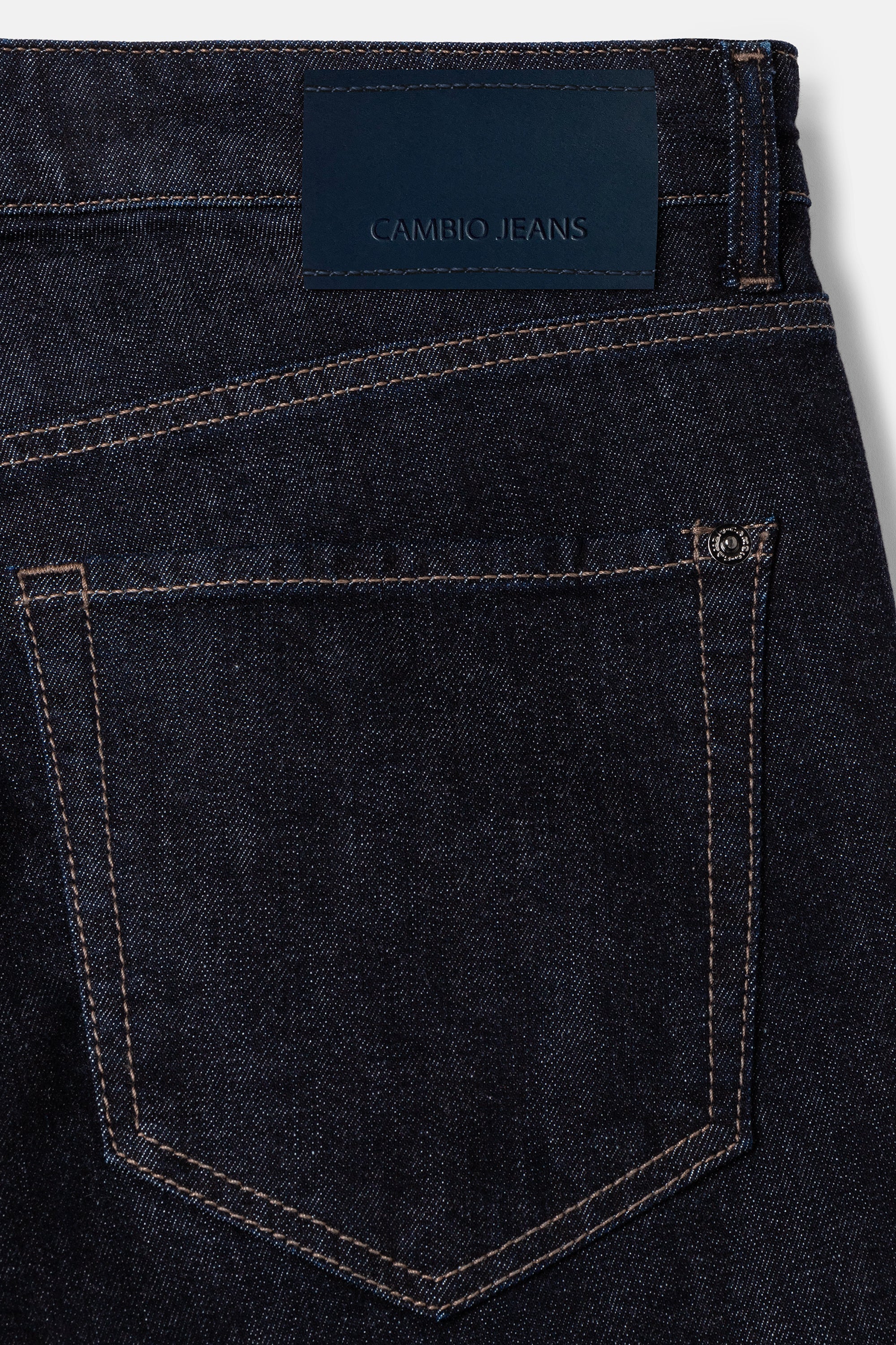 Close-up of Cambio Jeans Elin Modern Rinsed dark indigo denim back pocket detail