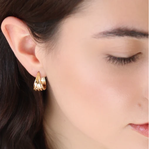 ELLE GOLD HOOPS