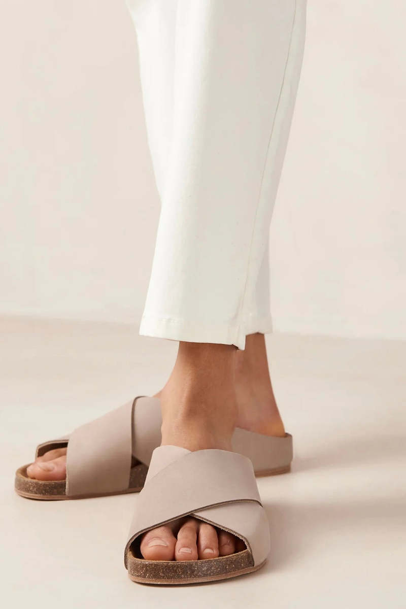 BRIAR GREY LEATHER SANDALS