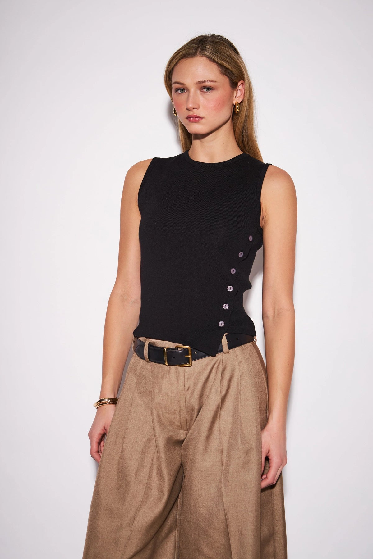 JOHN & JENN Nellie black sleeveless knit top with diagonal button detail
