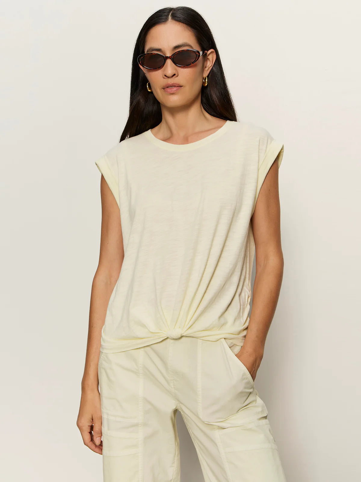 KNOTTED MUSCLE TEE