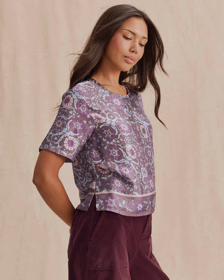 Splendid Violet SS Top, purple floral print short-sleeve cropped blouse with border detail