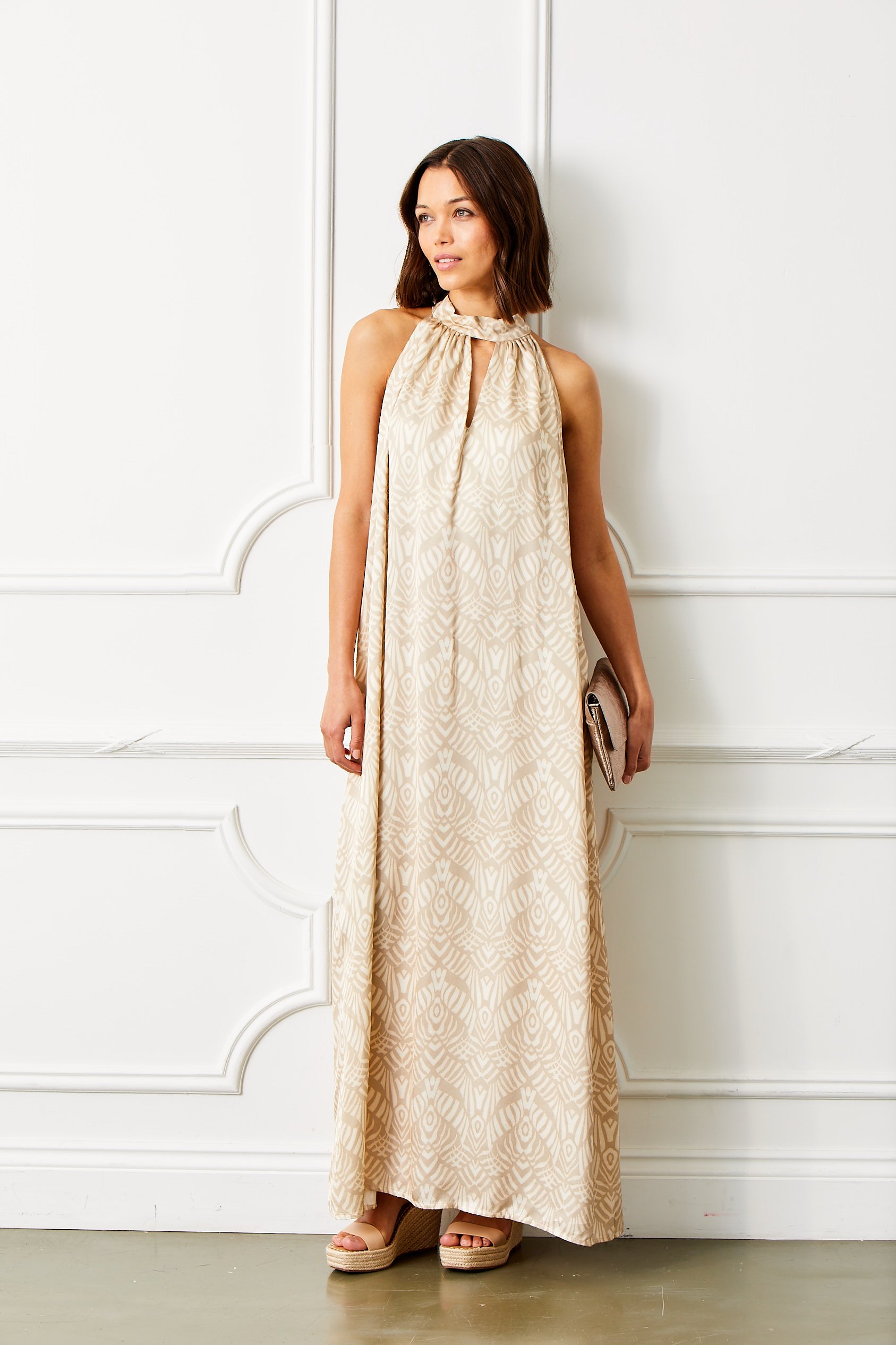 GENEVER SATIN MAXI DRESS